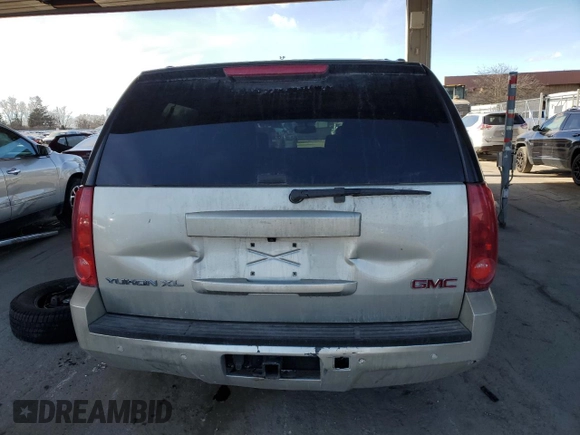 2014 GMC Yukon XL SLT with VIN 1GKS1KE09ER188163, listed as a Copart auction lot 43008295 with 99,479 mi miles and Salvage Title. Bid and sale history available at carsss.com. Image 6.