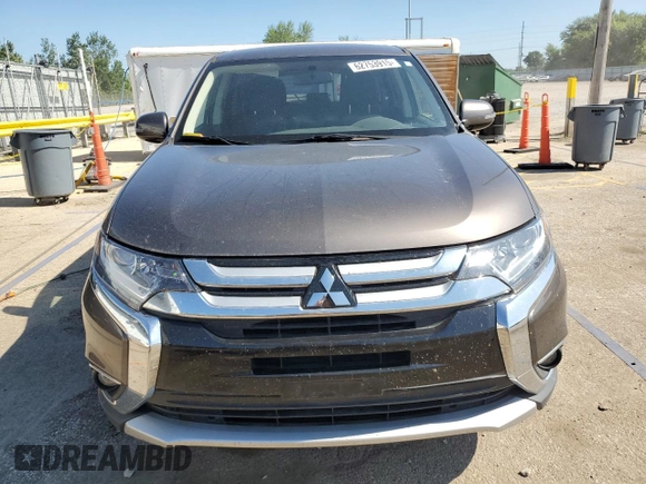 2018 Mitsubishi Outlander ES with VIN JA4AZ3A38JZ013798, listed as a Copart auction lot 62753915 with 111,069 mi miles and Salvage title. Bid and sale history available at DreamBid. Image 5.