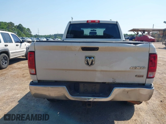 2011 Ram 2500 Big Horn with VIN 3D7UT2CL1BG637932, listed as a IAAI auction lot 41954366 with 260,729 mi miles. Bid and sale history available at carsss.com. Image 16.