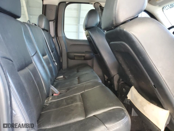 2009 Chevrolet Silverado 1500 LT with VIN 1GCEK29009Z193192, listed as a Copart auction lot 50936315 with 281,863 mi miles and Salvage Title. Bid and sale history available at carsss.com. Image 10.