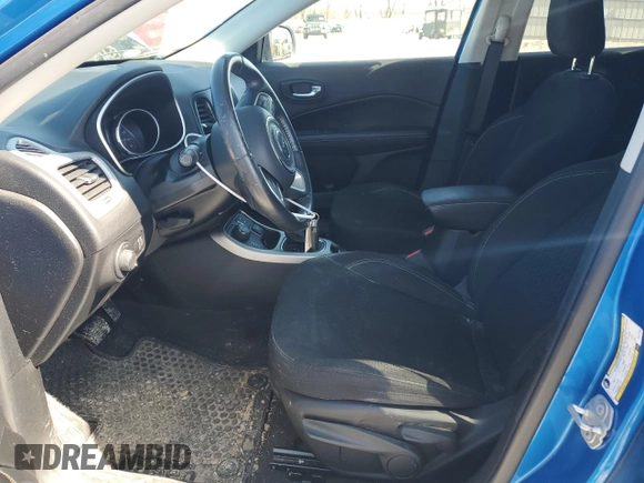 2021 Jeep Compass Sport z VIN 3C4NJDAB0MT573953, wystawiony jako Copart lot #48117185 z przebiegiem 47 329 mil mil oraz Szkoda całkowita • Salvage title. Historia ofert i sprzedaży dostępna na DreamBid. Obrazek 7.