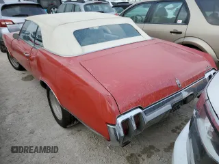 1970 Oldsmobile Cutlass z VIN 342670E139820, wystawiony jako Copart lot #75077674 z przebiegiem 66 232 mil mil oraz Szkody całkowita. Historia ofert i sprzedaży dostępna na DreamBid. Obrazek 2.