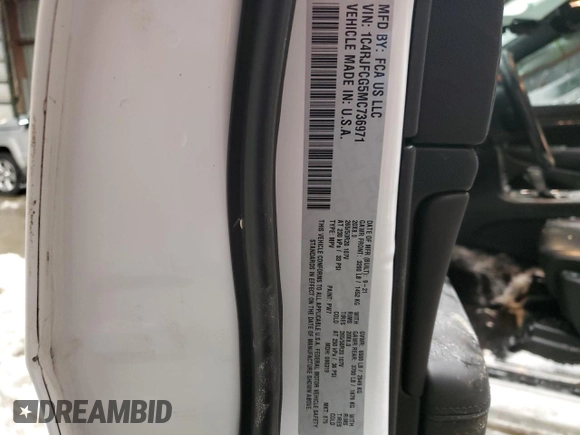 2021 Jeep Grand Cherokee High Altitude with VIN 1C4RJFCG5MC736971, listed as a Copart auction lot 42074705 with 37,490 mi miles and Salvage title. Bid and sale history available at DreamBid. Image 13.