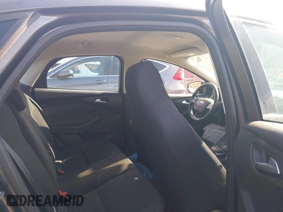 2018 Ford Focus SE with VIN 1FADP3F25JL306401, listed as a IAAI auction lot 41914390 with 84,106 mi miles. Bid and sale history available at carsss.com. Image 8.