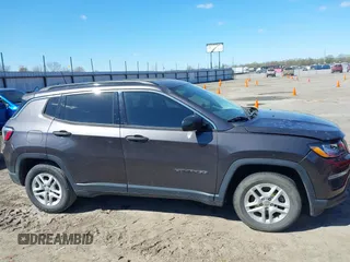 2019 Jeep Compass Sport with VIN 3C4NJCAB0KT613116, listed as a IAAI auction lot 39002435 with 59,805 mi miles and . Bid and sale history available at DreamBid. Image 13.