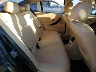 2015 BMW 3 Series 328i z VIN WBA3A5C5XFF610800, wystawiony jako Copart lot #82969214 z przebiegiem 113 508 mil mil oraz Szkoda całkowita • Salvage title. Historia ofert i sprzedaży dostępna na DreamBid. Obrazek 10.