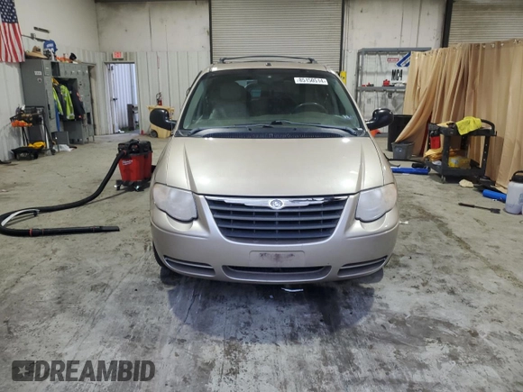 2007 Chrysler Town & Country LWB Touring with VIN 2A8GP54L17R288941, listed as a Copart auction lot 85150514 with 168,523 mi miles and Clean Title. Bid and sale history available at carsss.com. Image 5.