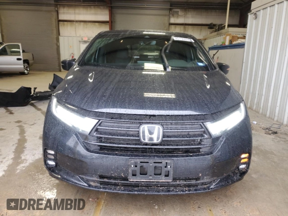 2024 Honda Odyssey Sport with VIN 5FNRL6H72RB059777, listed as a Copart auction lot 45190895 with 7,551 mi miles and Salvage Title. Bid and sale history available at DreamBid. Image 5.