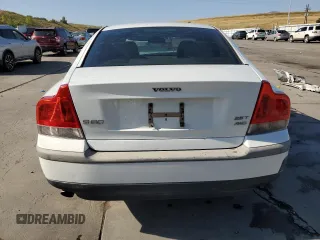 2004 Volvo S60 with VIN YV1RH59H842389027, listed as a Copart auction lot 71309694 with 200,477 mi miles and Salvage Title. Bid and sale history available at carsss.com. Image 6.