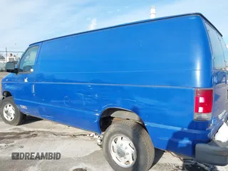 2005 Ford Econoline Cargo with VIN 1FTNE24W25HA44320, listed as a IAAI auction lot 41336276 with 236,671 mi miles. Bid and sale history available at carsss.com. Image 6.