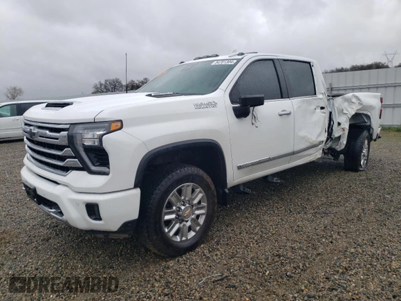 2024 Chevrolet Silverado 3500HD High Country with VIN 1GC4YVEY4RF106354, listed as a Copart auction lot 84701304 with 17,933 mi miles and Salvage Title. Bid and sale history available at carsss.com. Image 1.