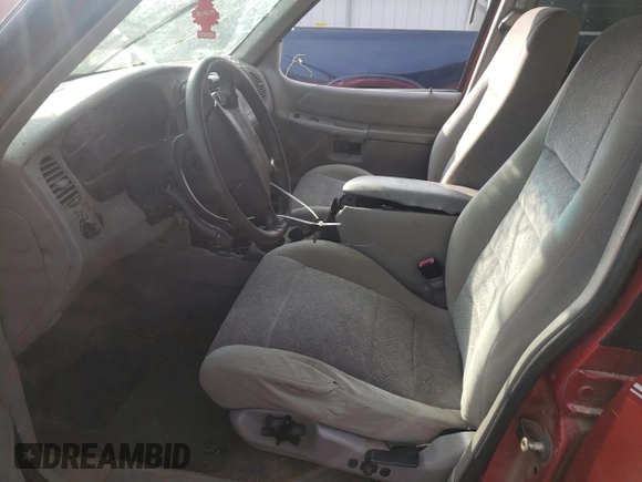 1999 Ford Explorer XLT с VIN 1FMZU34E5XUB92873, выставлен на аукционе Copart как лот 86447064 с пробегом 237 264 миль миль и Списание • Salvage title. История ставок и продаж доступна на DreamBid. Изображение 7.