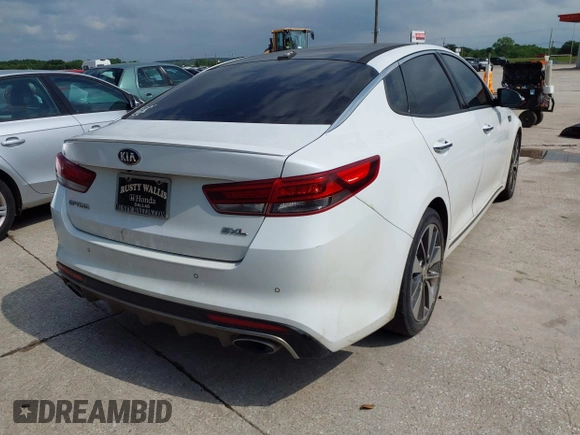 2016 Kia Optima SXL Turbo with VIN 5XXGV4L26GG015874, listed as a IAAI auction lot 42127366 with 166,970 mi miles. Bid and sale history available at carsss.com. Image 4.
