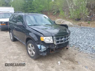 2011 Ford Escape XLT с VIN 1FMCU9D75BKC35302, выставлен на аукционе IAAI как лот 42203338 с пробегом 146 551 миль миль и . История ставок и продаж доступна на DreamBid. Изображение 1.