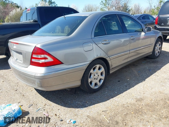 2006 Mercedes-Benz C 280 Luxury with VIN WDBRF54H26A892630, listed as a IAAI auction lot 41733945 with 193,041 mi miles and . Bid and sale history available at DreamBid. Image 4.