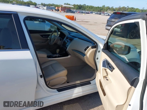 2014 Nissan Altima S with VIN 1N4AL3AP9EC187369, listed as a IAAI auction lot 42101760 with 173,899 mi miles and . Bid and sale history available at DreamBid. Image 5.