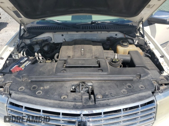 2007 Lincoln Navigator with VIN 5LMFU27567LJ12959, listed as a Copart auction lot 61891815 with 217,307 mi miles and Salvage title. Bid and sale history available at DreamBid. Image 12.