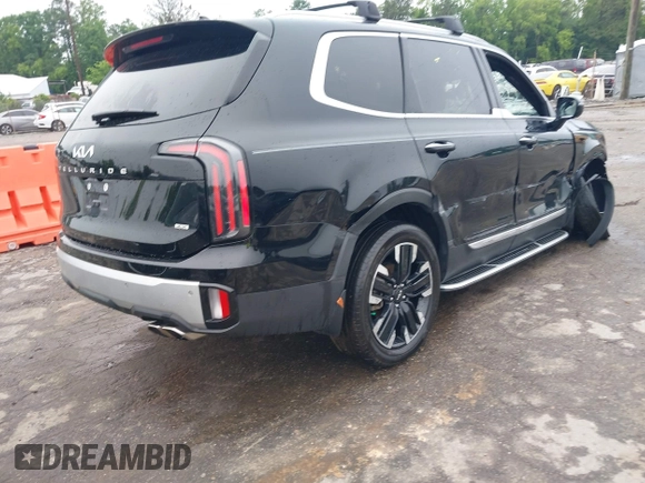 2024 Kia Telluride SX Prestige X-Pro with VIN 5XYP5DGC7RG435855, listed as a IAAI auction lot 42379329 with Not provided miles and . Bid and sale history available at DreamBid. Image 4.