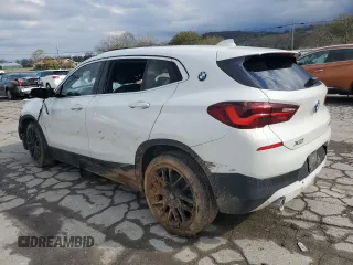 2022 BMW X2 sDrive28i with VIN WBXYH9C0XN5U53700, listed as a Copart auction lot 80884664 with 0 mi miles and Salvage Title. Bid and sale history available at carsss.com. Image 2.
