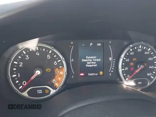 2018 Jeep Renegade Altitude с VIN ZACCJABB0JPH31702, выставлен на аукционе IAAI как лот 41801693 с пробегом 75 431 миль миль и . История ставок и продаж доступна на DreamBid. Изображение 7.