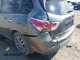 2015 Nissan Pathfinder S with VIN 5N1AR2MN7FC633528, listed as a IAAI auction lot 41905726 with 159,525 mi miles and . Bid and sale history available at DreamBid. Image 6.