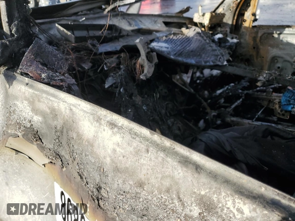 2010 Toyota Tundra 4WD Truck with VIN 5TFUM5F16AX015873, listed as a Copart auction lot 86865444 with 0 mi miles and Salvage Title. Bid and sale history available at carsss.com. Image 8.