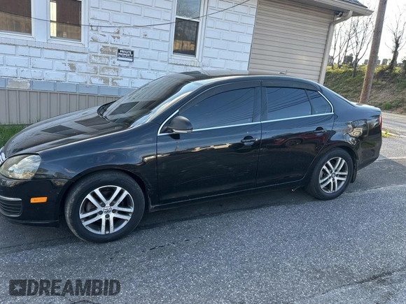 2006 Volkswagen Jetta Sedan 1.9L TDI with VIN 3VWST81K16M703303, listed as a Copart auction lot 53751495 with 231,448 mi miles and Salvage Title. Bid and sale history available at carsss.com. Image 2.