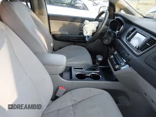 2020 Kia Sedona EX with VIN KNDMB5C18L6654713, listed as a IAAI auction lot 41342893 with 108,437 mi miles. Bid and sale history available at carsss.com. Image 5.