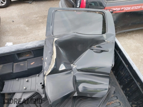 2008 Toyota Tacoma PreRunner with VIN 3TMJU62N88M058614, listed as a IAAI auction lot 41442510 with 140,973 mi miles. Bid and sale history available at carsss.com. Image 12.
