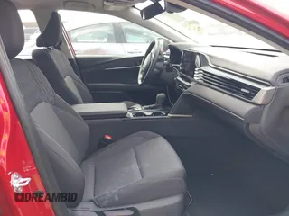2025 Toyota Camry LE z VIN 4T1DBADK7SU012621, wystawiony jako IAAI lot #42034225 z przebiegiem 351 mil mil oraz . Historia ofert i sprzedaży dostępna na DreamBid. Obrazek 5.