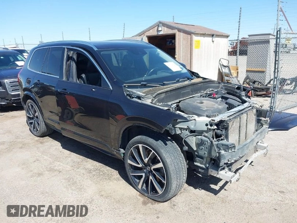 2022 Volvo XC90 Momentum with VIN YV4A22PK5N1809624, listed as a IAAI auction lot 41739824 with 105,778 mi miles. Bid and sale history available at carsss.com. Image 1.