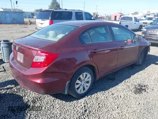 2012 Honda Civic LX z VIN 19XFB2F54CE355767, wystawiony jako IAAI lot #41669387 z przebiegiem 139 309 mil mil oraz . Historia ofert i sprzedaży dostępna na DreamBid. Obrazek 4.