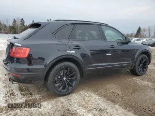 2018 Bentley Bentayga Signature z VIN SJAAC2ZV3JC019181, wystawiony jako Copart lot #42995265 z przebiegiem 82 747 mil mil oraz Czysty tytuł • Clean title. Historia ofert i sprzedaży dostępna na DreamBid. Obrazek 3.