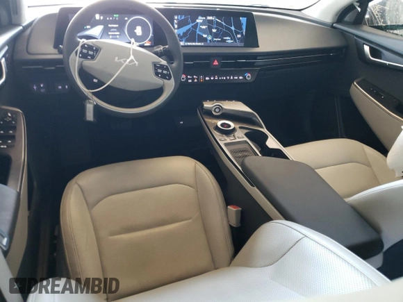 2024 Kia EV6 Wind with VIN KNDC34LA3R5163032, listed as a Copart auction lot 54441935 with 26,284 mi miles and Clean Title. Bid and sale history available at DreamBid. Image 8.