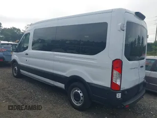 2019 Ford Transit Passenger XL with VIN 1FBZX2CM9KKA25228, listed as a IAAI auction lot 40274823 with 35,155 mi miles. Bid and sale history available at carsss.com. Image 3.