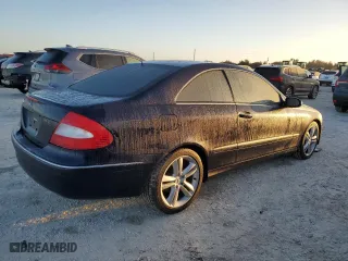 2006 Mercedes-Benz CLK-Class 3.5L with VIN WDBTJ56J86F186401, listed as a Copart auction lot 76193474 with 0 mi miles and Salvage Title. Bid and sale history available at carsss.com. Image 3.