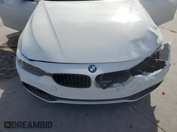 2018 BMW 4 Series 440i with VIN WBA4J5C51JBF07823, listed as a Copart auction lot 44127705 with 64,875 mi miles and Salvage Title. Bid and sale history available at DreamBid. Image 13.