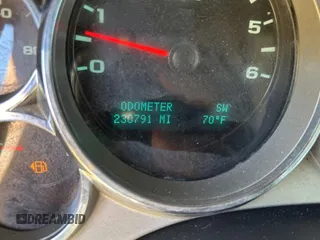2013 Chevrolet Silverado 1500 LT with VIN 3GCPCSEA9DG215414, listed as a Copart auction lot 83071594 with 230,791 mi miles and Clean Title. Bid and sale history available at DreamBid. Image 8.