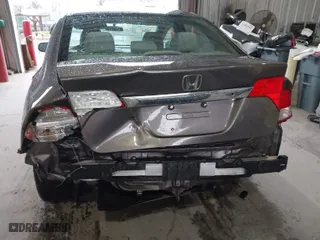 2011 Honda Civic Sdn LX with VIN 19XFA1F58BE034665, listed as a IAAI auction lot 41552809 with 170,852 mi miles. Bid and sale history available at carsss.com. Image 6.