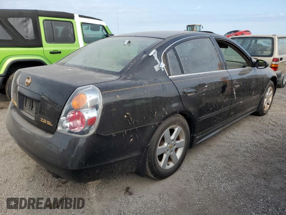 2002 Nissan Altima SL with VIN 1N4AL11D42C201779, listed as a Copart auction lot 76189094 with 65,147 mi miles and Salvage Title. Bid and sale history available at carsss.com. Image 3.