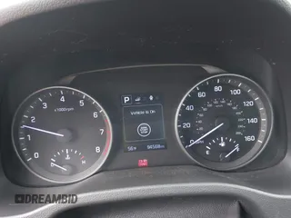 2017 Hyundai Elantra SE z VIN 5NPD84LF8HH202097, wystawiony jako IAAI lot #42283307 z przebiegiem 94 568 mil mil oraz . Historia ofert i sprzedaży dostępna na DreamBid. Obrazek 7.