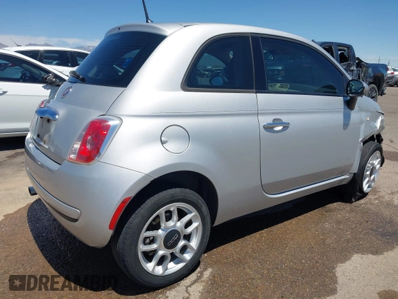 2014 FIAT 500 Pop z VIN 3C3CFFAR9ET188043, wystawiony jako IAAI lot #42082587 z przebiegiem 187 513 mil mil oraz . Historia ofert i sprzedaży dostępna na DreamBid. Obrazek 4.