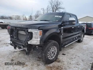 2022 Ford Super Duty F-250 SRW XL with VIN 1FT7W2BN7NEG29072, listed as a Copart auction lot 82190574 with 16,108 mi miles and Salvage Title. Bid and sale history available at carsss.com. Image 1.