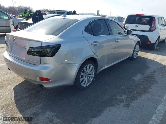 2008 Lexus IS 250 with VIN JTHCK262782023138, listed as a IAAI auction lot 41475156 with 89,718 mi miles. Bid and sale history available at carsss.com. Image 4.