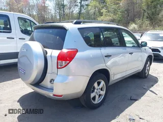 2006 Toyota RAV4 with VIN JTMBD33VX65024033, listed as a IAAI auction lot 42145819 with 155,886 mi miles. Bid and sale history available at carsss.com. Image 4.