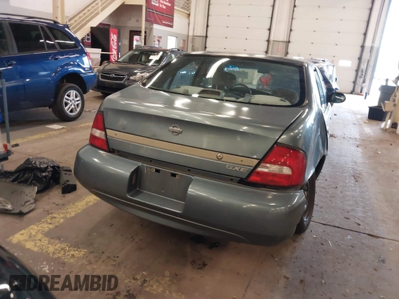 2000 Nissan Altima XE with VIN 1N4DL01D4YC185986, listed as a IAAI auction lot 41831774 with 217,044 mi miles. Bid and sale history available at carsss.com. Image 17.
