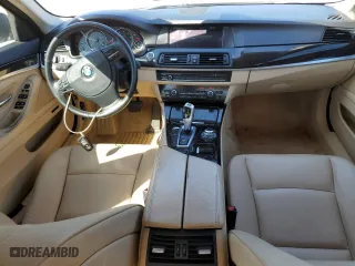2013 BMW 5 Series 528i xDrive with VIN WBAXH5C59DD107524, listed as a Copart auction lot 49342625 with 99,093 mi miles and Clean Title. Bid and sale history available at carsss.com. Image 8.