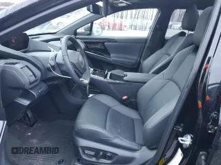 2023 Toyota bZ4X XLE z VIN JTMABACA0PA016485, wystawiony jako Copart lot #78830283 z przebiegiem 5 215 mil mil oraz . Historia ofert i sprzedaży dostępna na DreamBid. Obrazek 7.