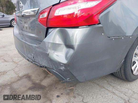 2016 Nissan Altima SR with VIN 1N4AL3AP4GC254415, listed as a IAAI auction lot 41905027 with 130,635 mi miles and . Bid and sale history available at DreamBid. Image 6.