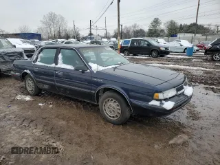1995 Oldsmobile Cutlass Ciera SL z VIN 1G3AJ55M1S6346469, wystawiony jako Copart lot #44436715 z przebiegiem 45 757 mil mil oraz Szkody całkowita. Historia ofert i sprzedaży dostępna na DreamBid. Obrazek 4.